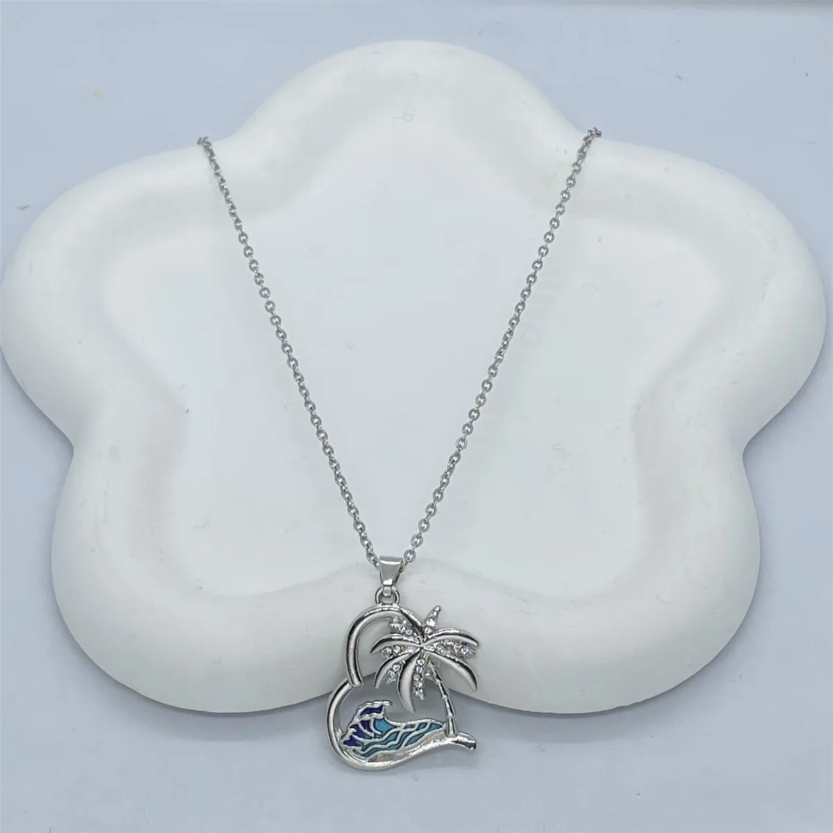 Women Creative Heart Shaped Wave Coconut Tree Pendant Necklace