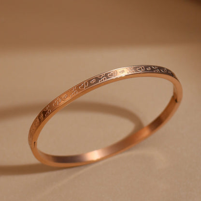 Luxury Heart-Shaped Shell Zircon Design 18K Gold-Plated Stainless Steel Bracelet Bangles