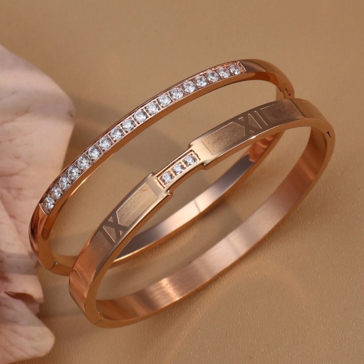 Women Zircon Roman Numeral Stainless Steel Plated 18K Gold Bracelet