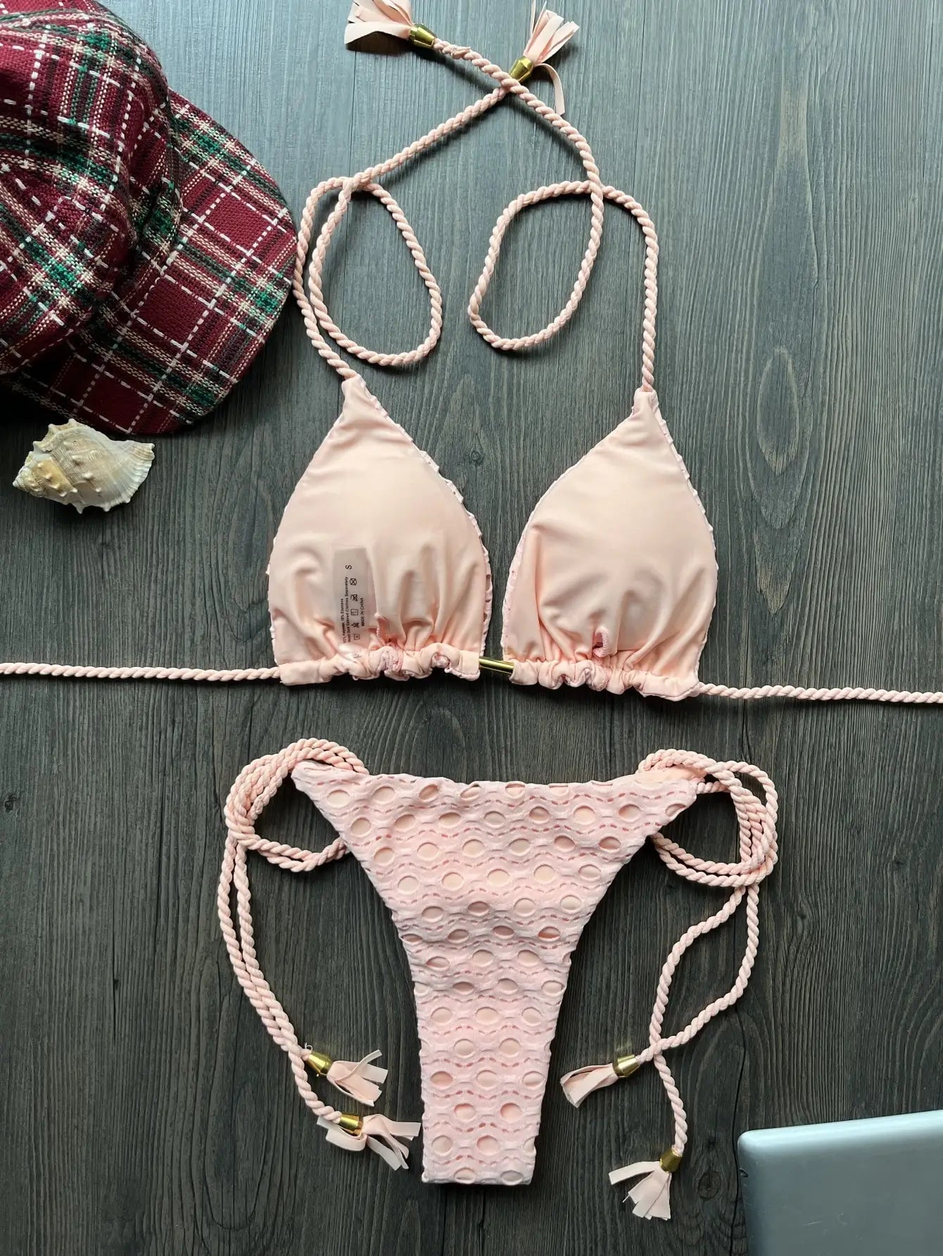 Women's two-piece set w/ push up hanging neck solid color bikini beach swimsuit