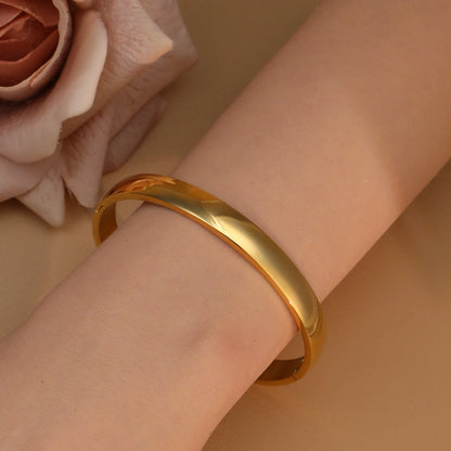 18K Gold-plated Stainless Steel Curved Polished Bangle Bracelet