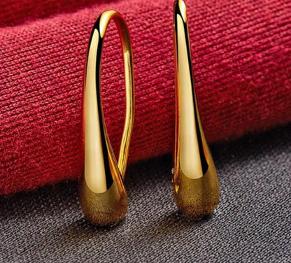 18K Gold Water Droplets/Raindrops Woman Wedding Engagement Charm Stud Earrings