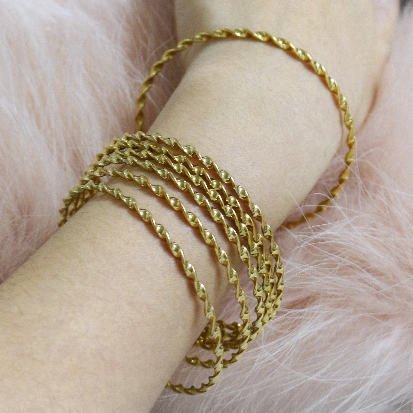 7pcs Stacking Bangle Design Roman Style Stainless Steel Gold Color Bracelet Gifts