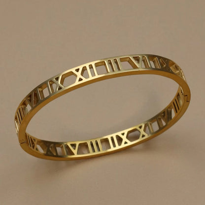 Fashion Stainless Steel Crystal Cutout Roman Numeral Design Gold Color Bracelet Women's Jewely