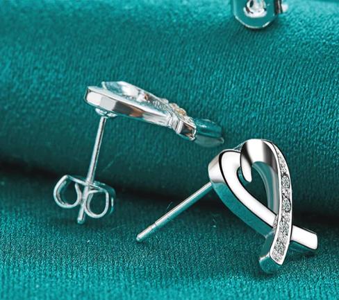 925 Sterling Silver Zircon Heart Women Fashion Charm Wedding Engagement Party Stud Earring