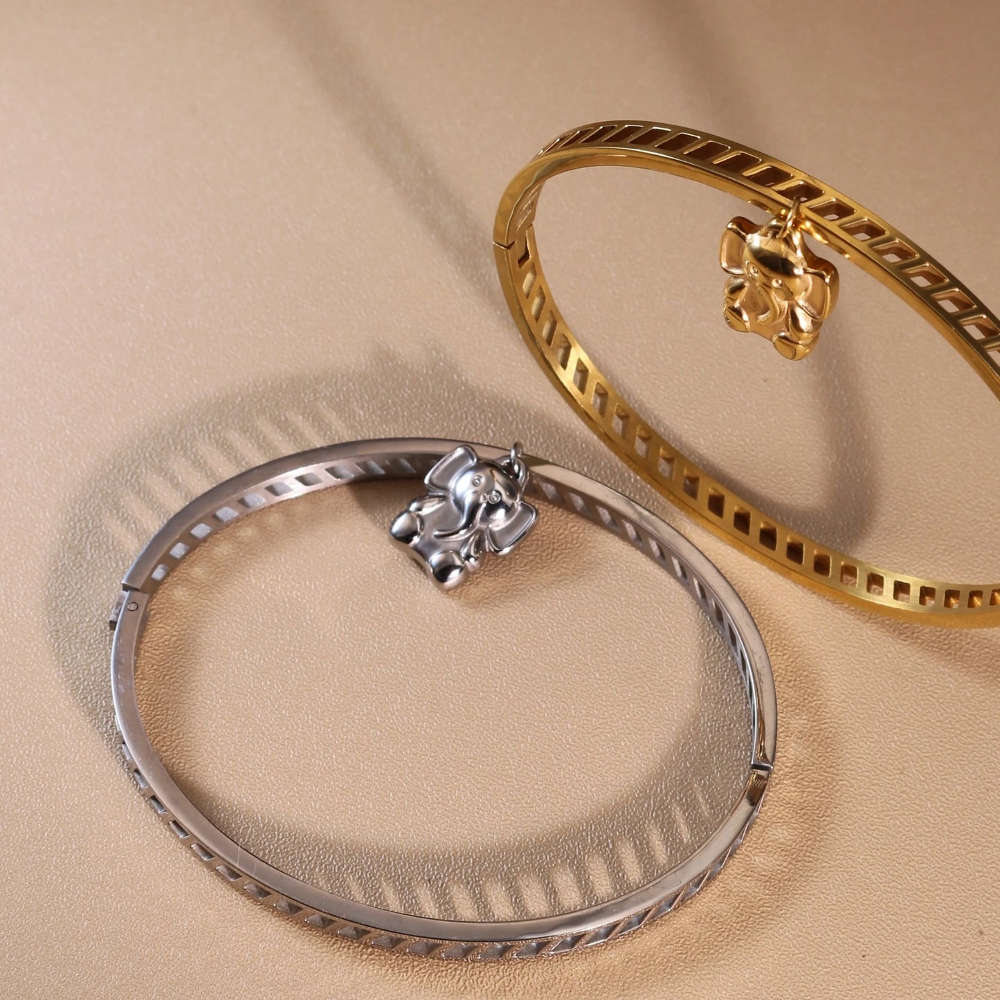 Small Elephant Hollow Stainless Steel 18K Gold Plated Bracelet Jewelry