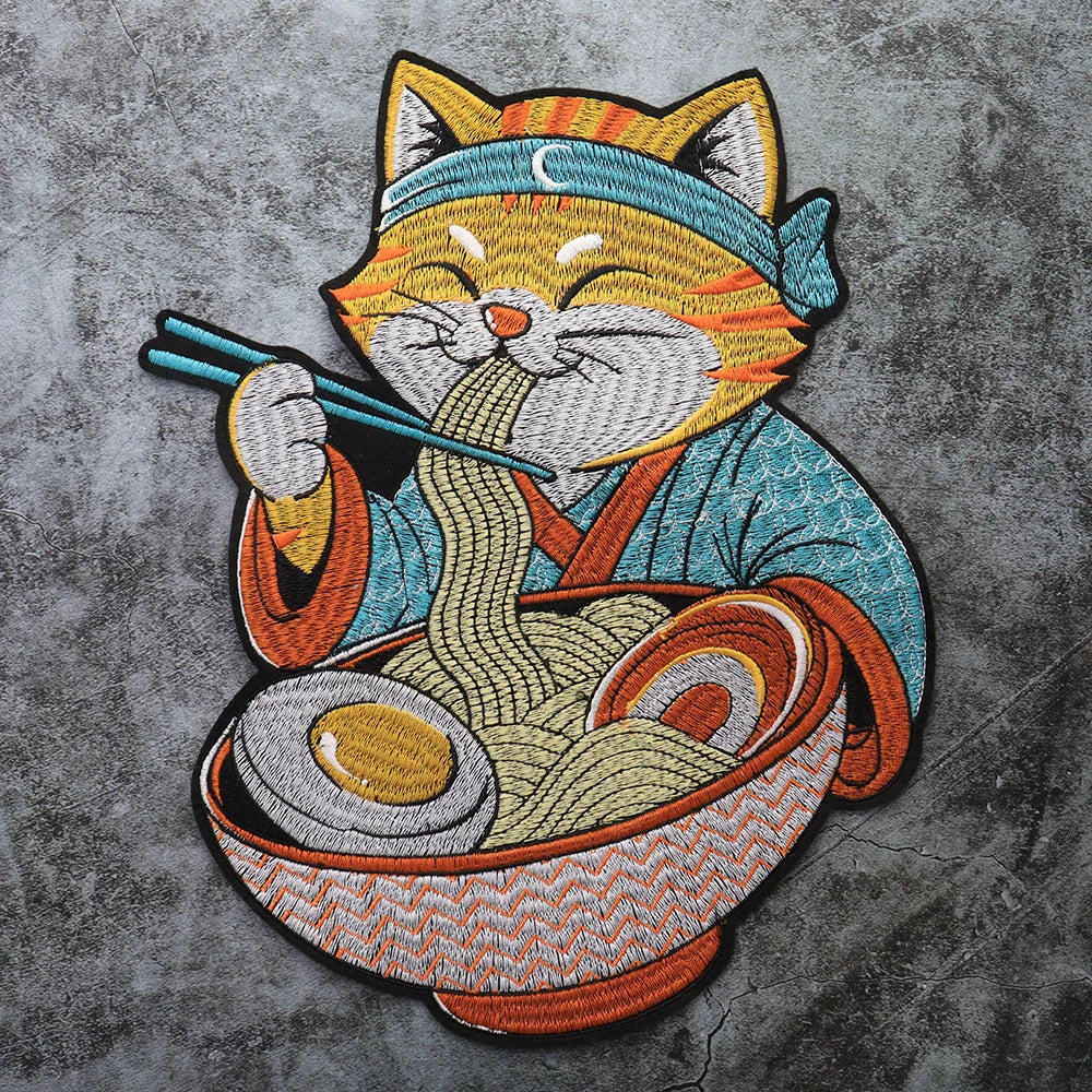 Japanese Cartoon Noodle-Eating Cloak Cat Embroidered Patches Iron on Badges Twill Craft Sticker Clothes