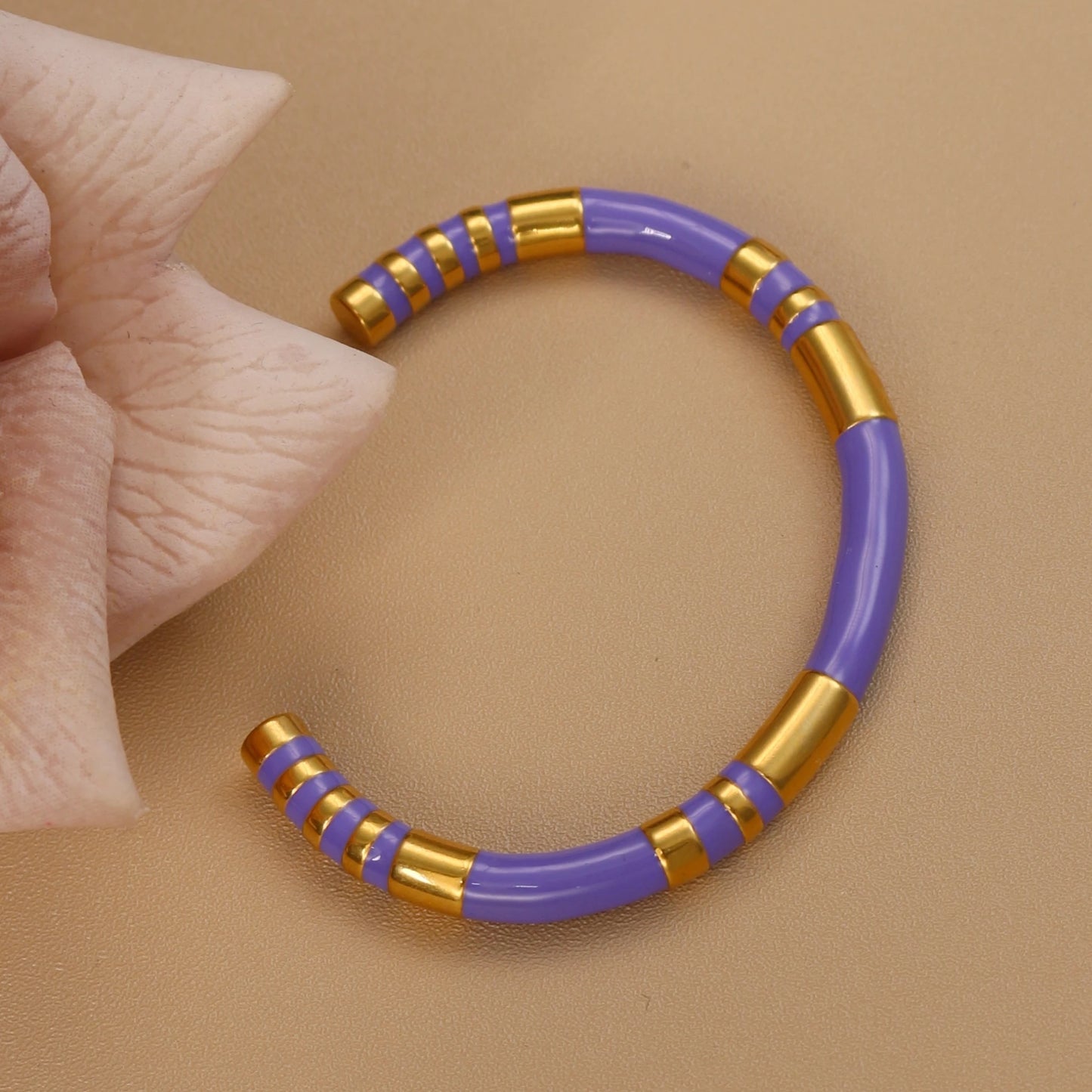 Waterproof High-end Enamel Open Retro Fashion Delicate Bangle Bracelet