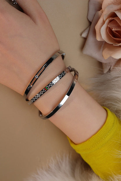 18K Gold Plated Stainless Steel 55MM Red Green Bangles Fashionable Bracelet
