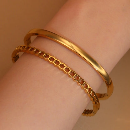 4mm Women's Stainless Steel Crystal Shell Design 18K Gold Plated 2-in-1 Bracelet Bangle