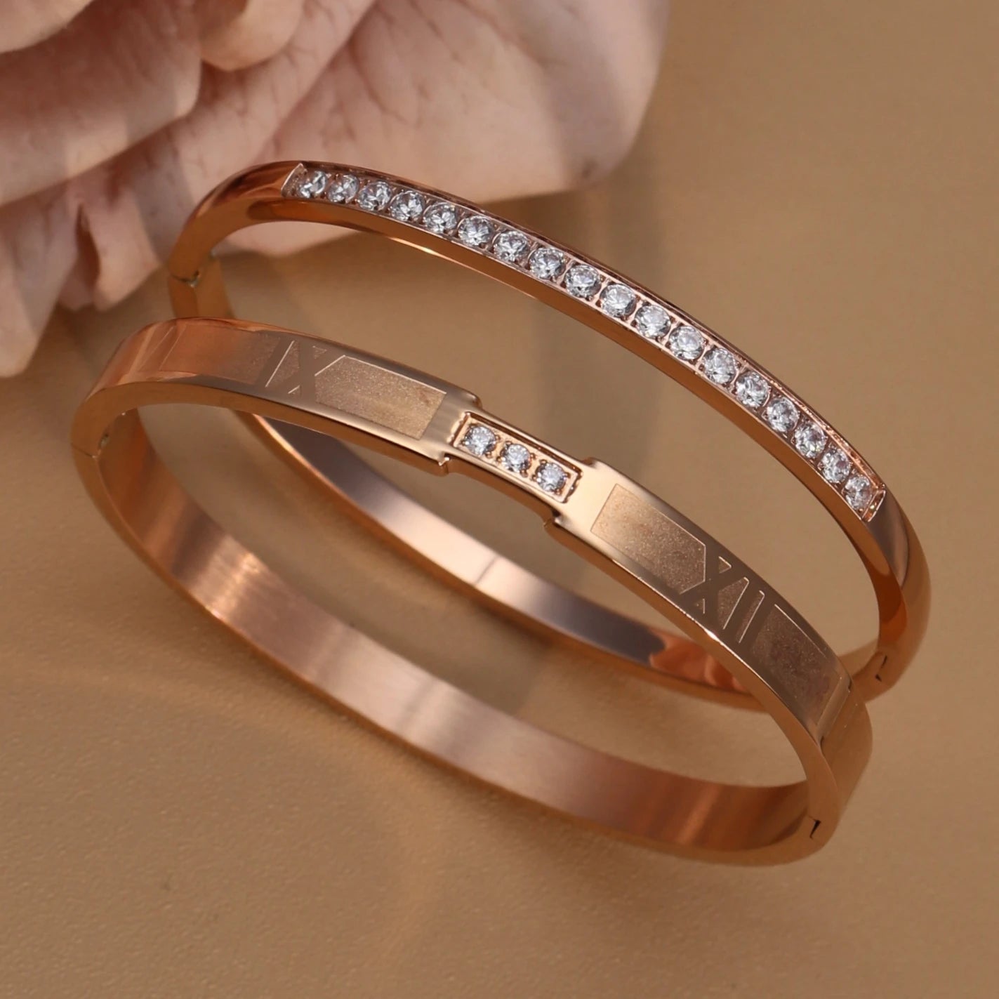 Women Zircon Roman Numeral Stainless Steel Plated 18K Gold Bracelet