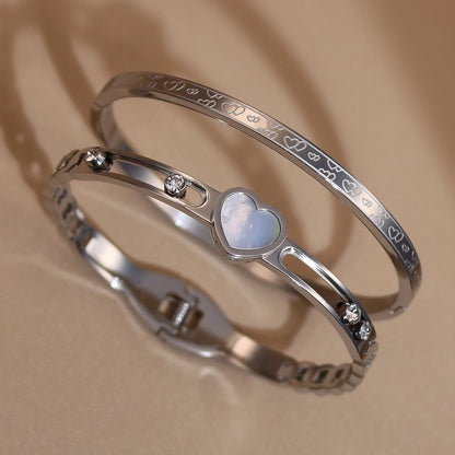 Luxury Heart-Shaped Shell Zircon Design 18K Gold-Plated Stainless Steel Bracelet Bangles