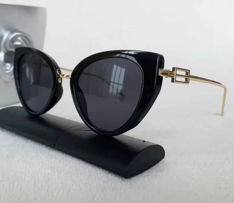 Oversized Cat Eye Women Designer Fashion Square Big Frame UV400 Sunglasses