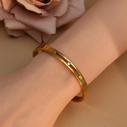 60mm 18K Gold Plated Stainless Steel Zircon Fashionable Bangle Bracelet