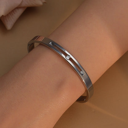 60mm 18K Gold Plated Stainless Steel Zircon Fashionable Bangle Bracelet