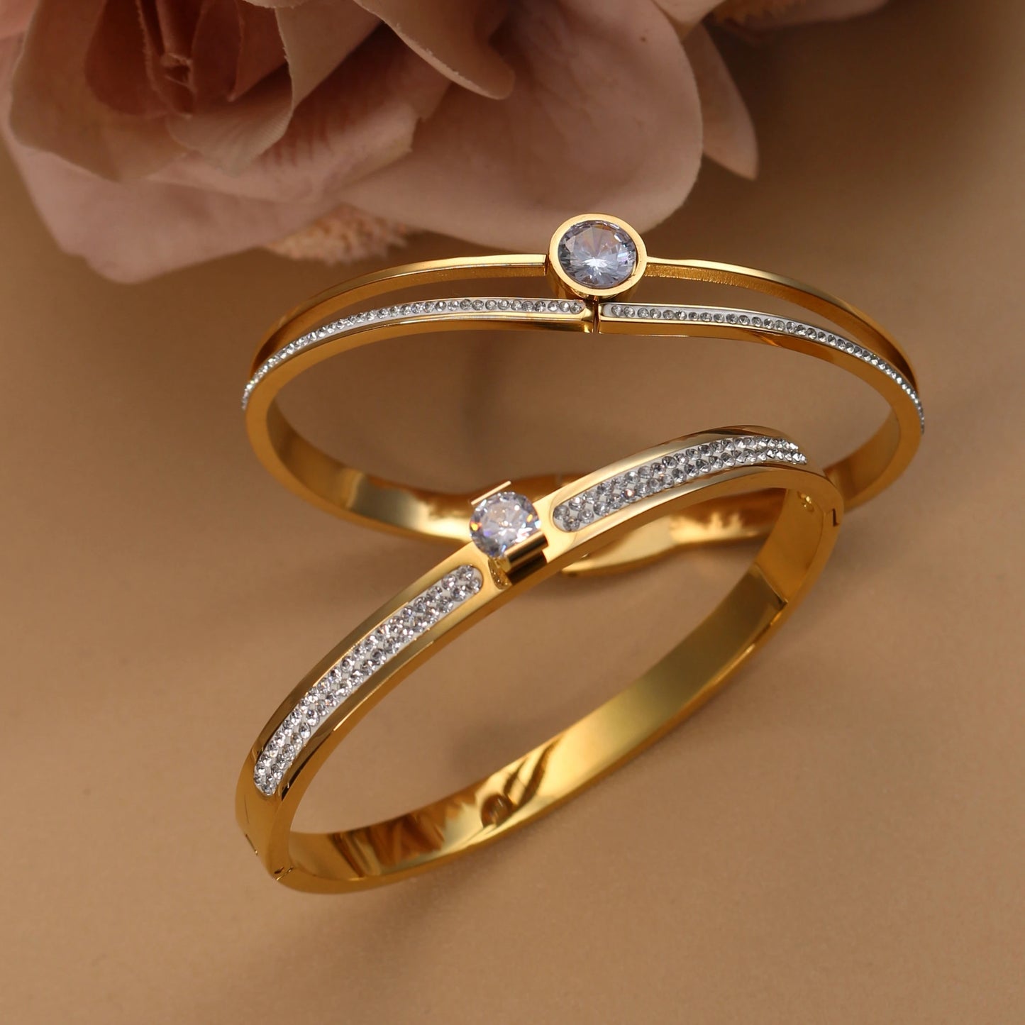 Women Beautiful Stainless Steel 18k Gold Color Bangle Crystal Design Charm Bracelet