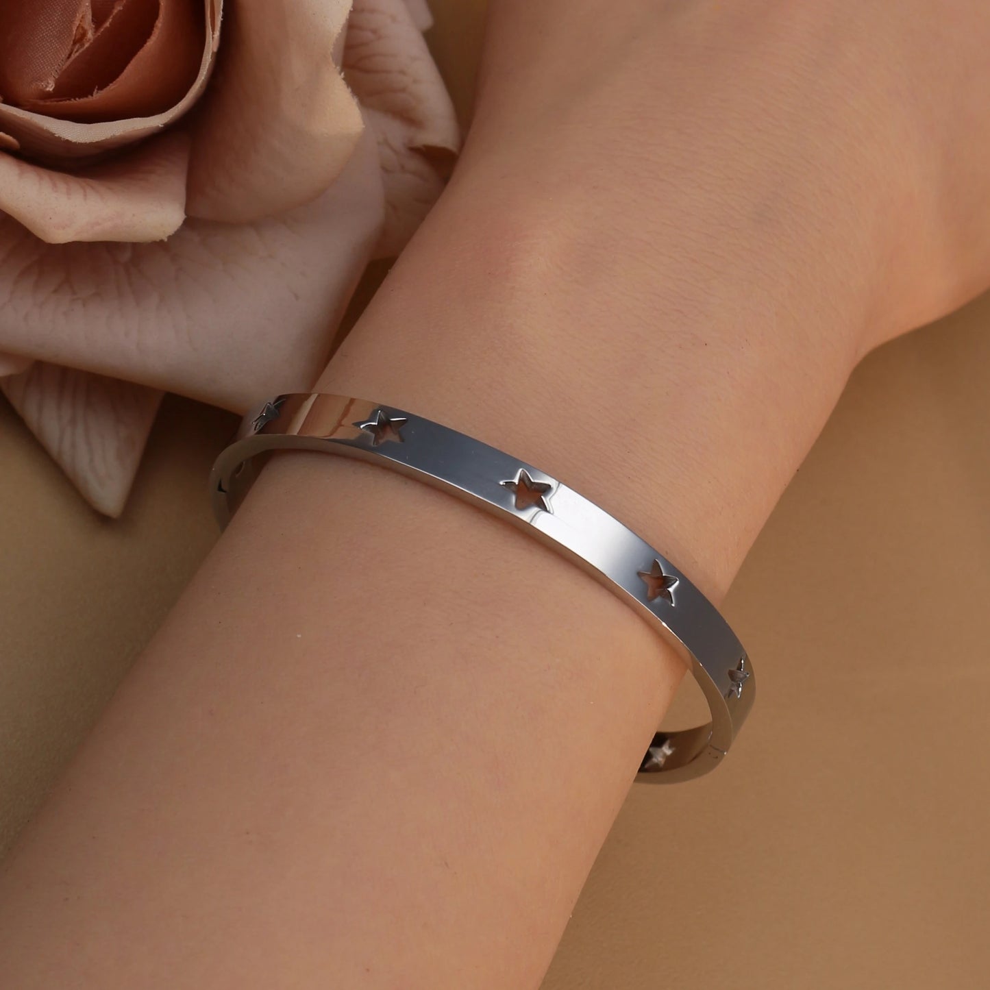 18K Gold Plated Stainless Steel Hollow Star Zircon Bracelet Bangle