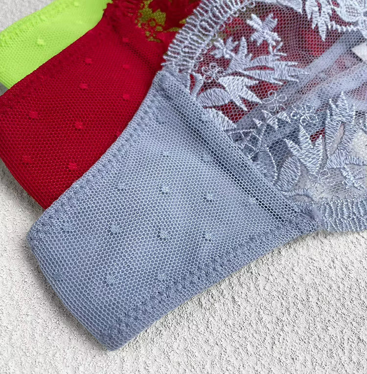 Women Lace Underwear Briefs Breathable G--String Seamless Low Waist Hollow Out Thong Panties