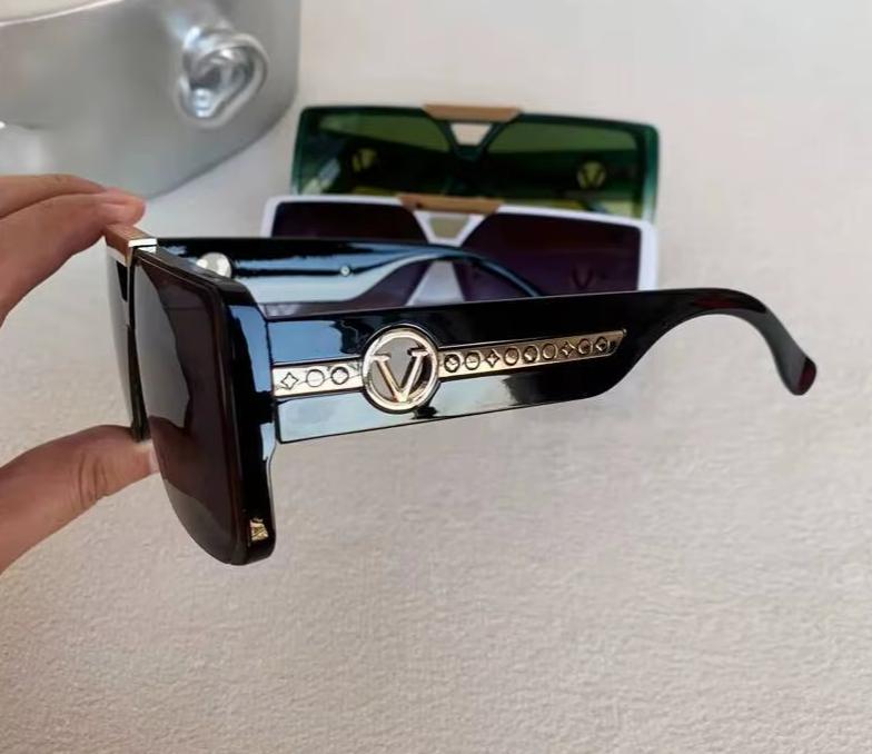 Men Women Punk Vintage Square Designer Letter V Driving UV400 Eyewear Sunglasses