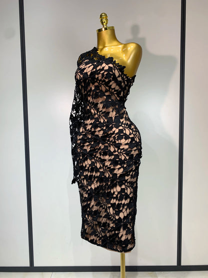 Sexy Lace Diagonal Collar Single Shoulder Long Sleeve Bandage Party Evening Dress
