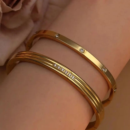 Women Stainless Steel Crystal Square Fashionable Bangle Bracelet Jewelry Gift