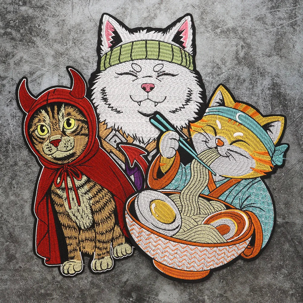 Japanese Cartoon Noodle-Eating Cloak Cat Embroidered Patches Iron on Badges Twill Craft Sticker Clothes