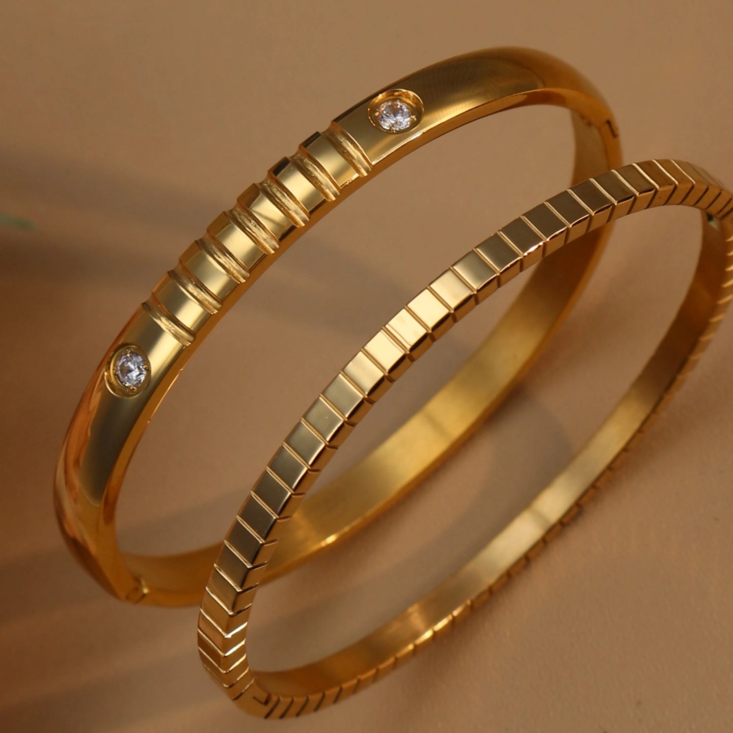 Vintage 18K Plated Stainless Steel Crystal Women's Fashion Bangles Bracelet