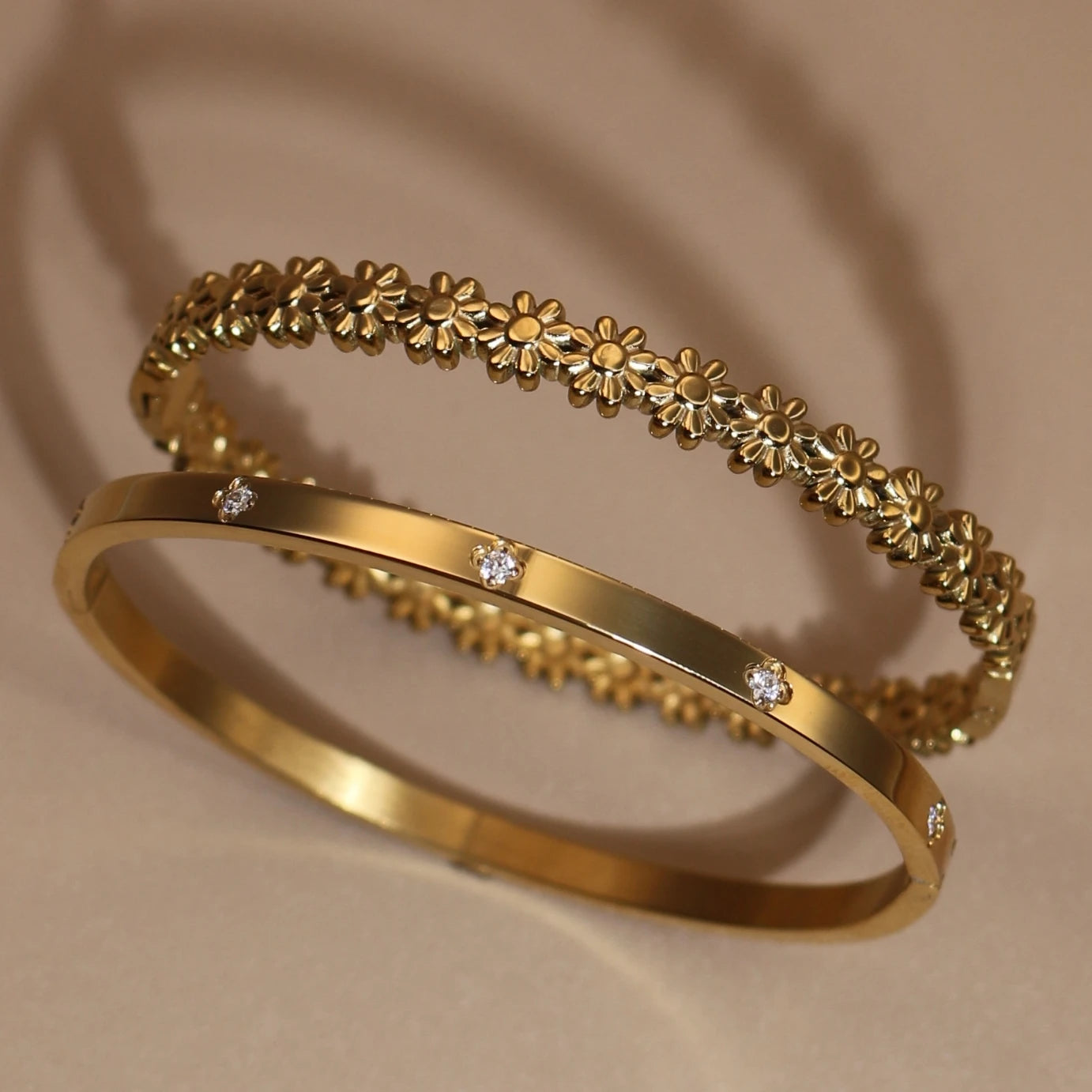 Fashion Crystal Flower Design 18K Gold Plated Bracelet Bangle Women's Jewelry Gift