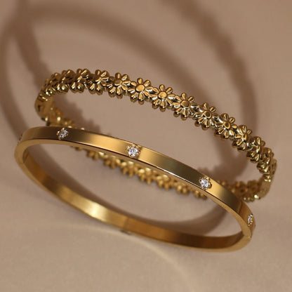 Fashion Crystal Flower Design 18K Gold Plated Bracelet Bangle Women's Jewelry Gift