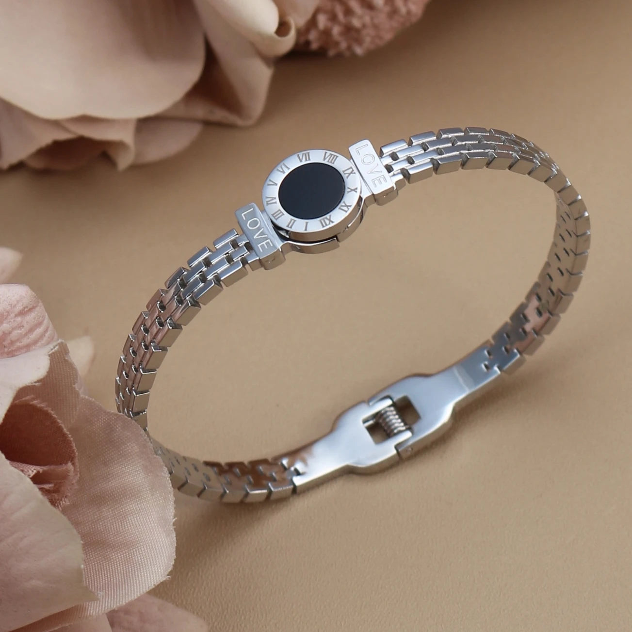 Women Stainless Steel Acrylic Roman Numeral Chain Design Women's Bracelet Bangle Gift.