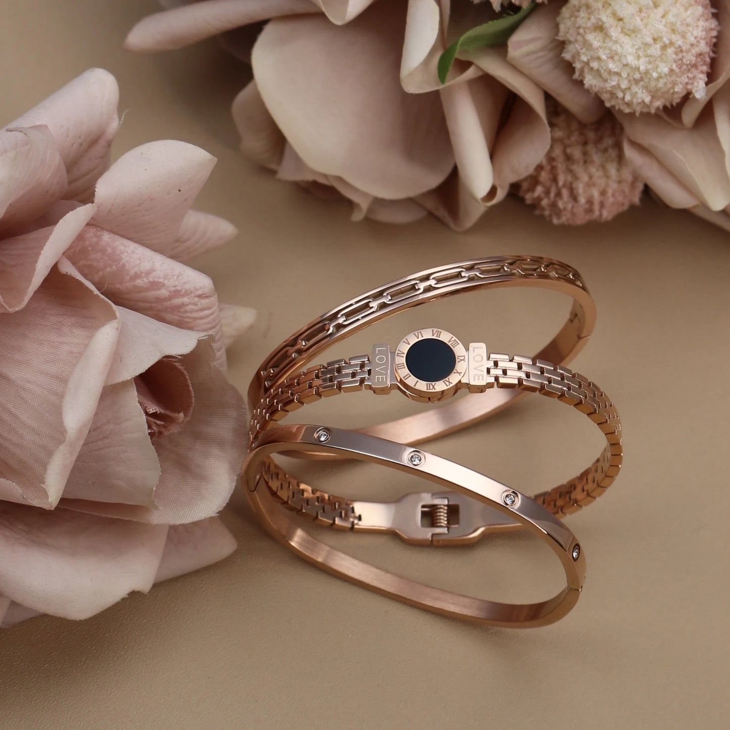 Stainless Steel Zircon Roman Numeral Chain Design Women Bracelet Bangle