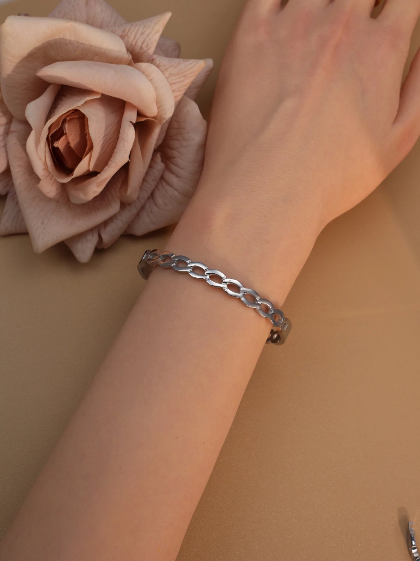 18K Gold Plated Stainless Steel Zircon Chain Hollow Women's Bracelet