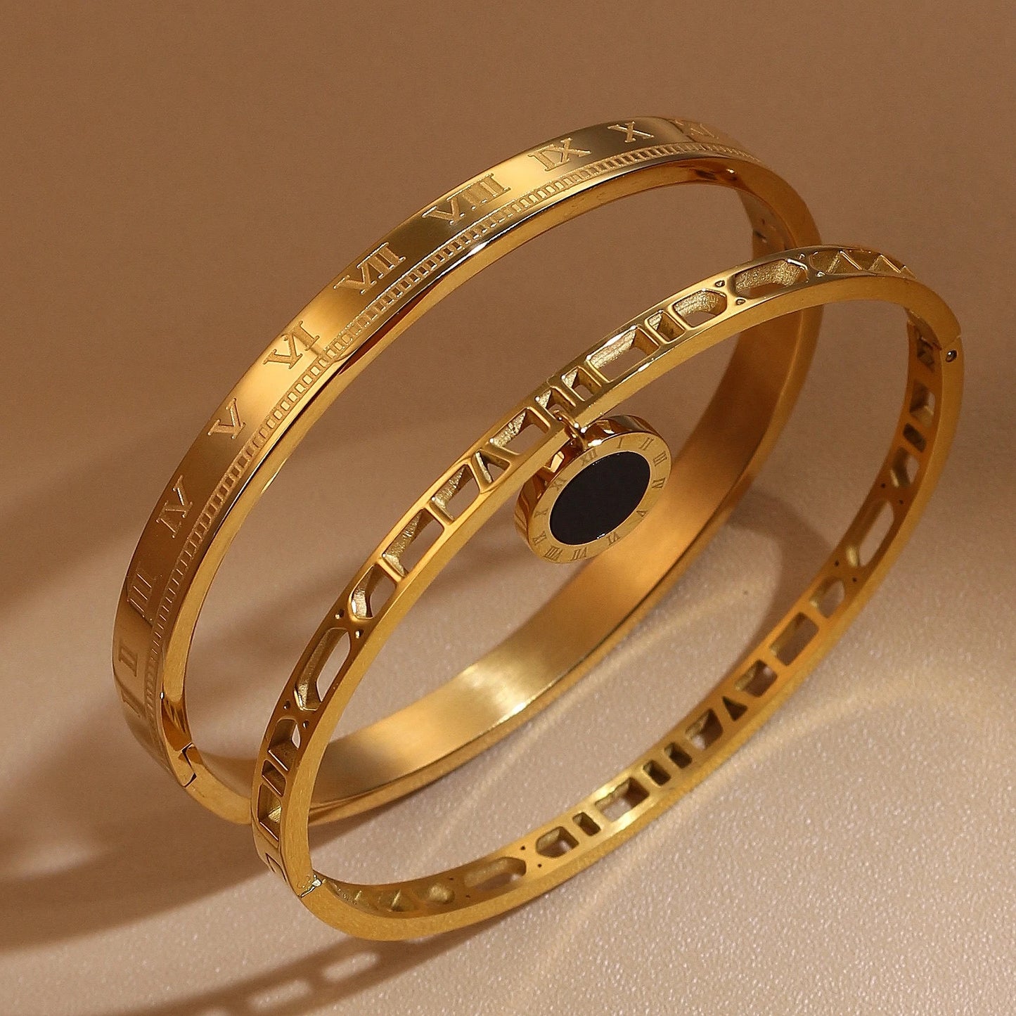 Women's Jewelry Party Hollow Pendant Roman Numeral 18K Gold Plated Stainless Steel Bracelet