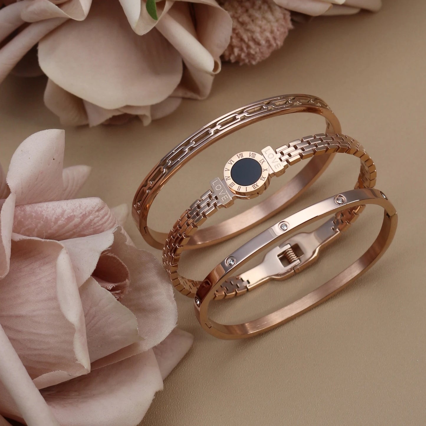 Stainless Steel Zircon Roman Numeral Chain Design Women Bracelet Bangle