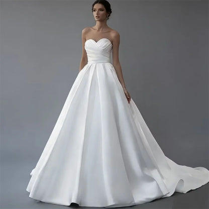 Elegant Simple Satin Pleats Wedding Bride Strapless Bridal Gown Dress