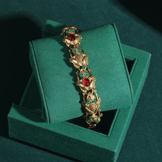 Women Vintage Adjustable Frog Natural Stone Eyes 18K Gold Plated Charm Bracelet