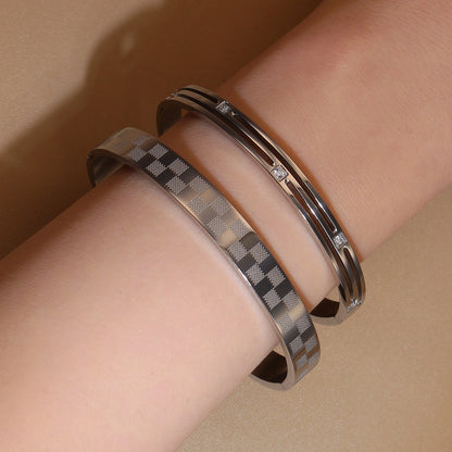 Luxury Polished Checkered Design Stainless Steel Crystal Wedding Party Bangle Bracelet