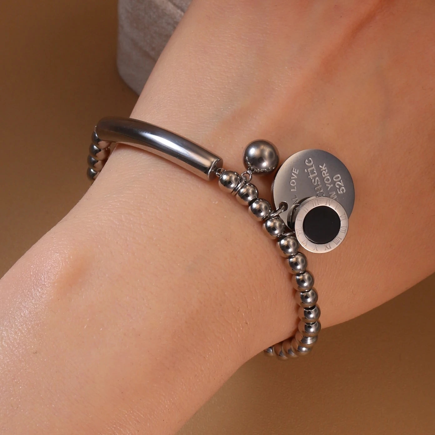 Luxury Women Roman Numeral Bead 18K Gold-Plated Stainless Steel Bangle Bracelet