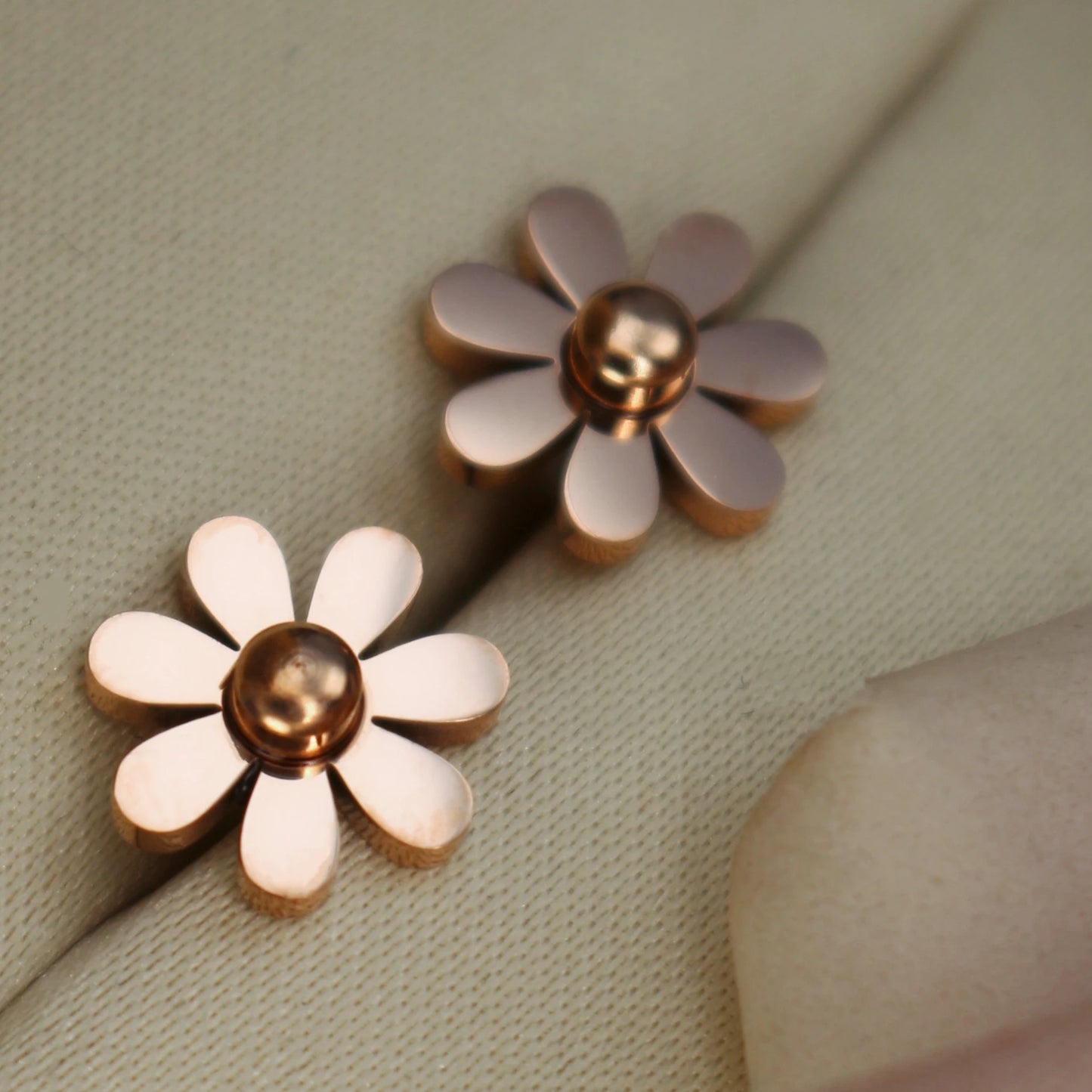 Daisy Women Wedding Stainless Steel Gold Color Charm Stud Earrings