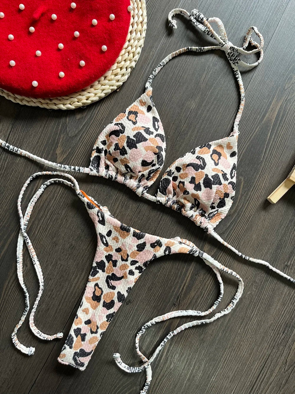 Women's Bikini Split Print Swimwear Fashion G-string Beach Swimsuit Suit