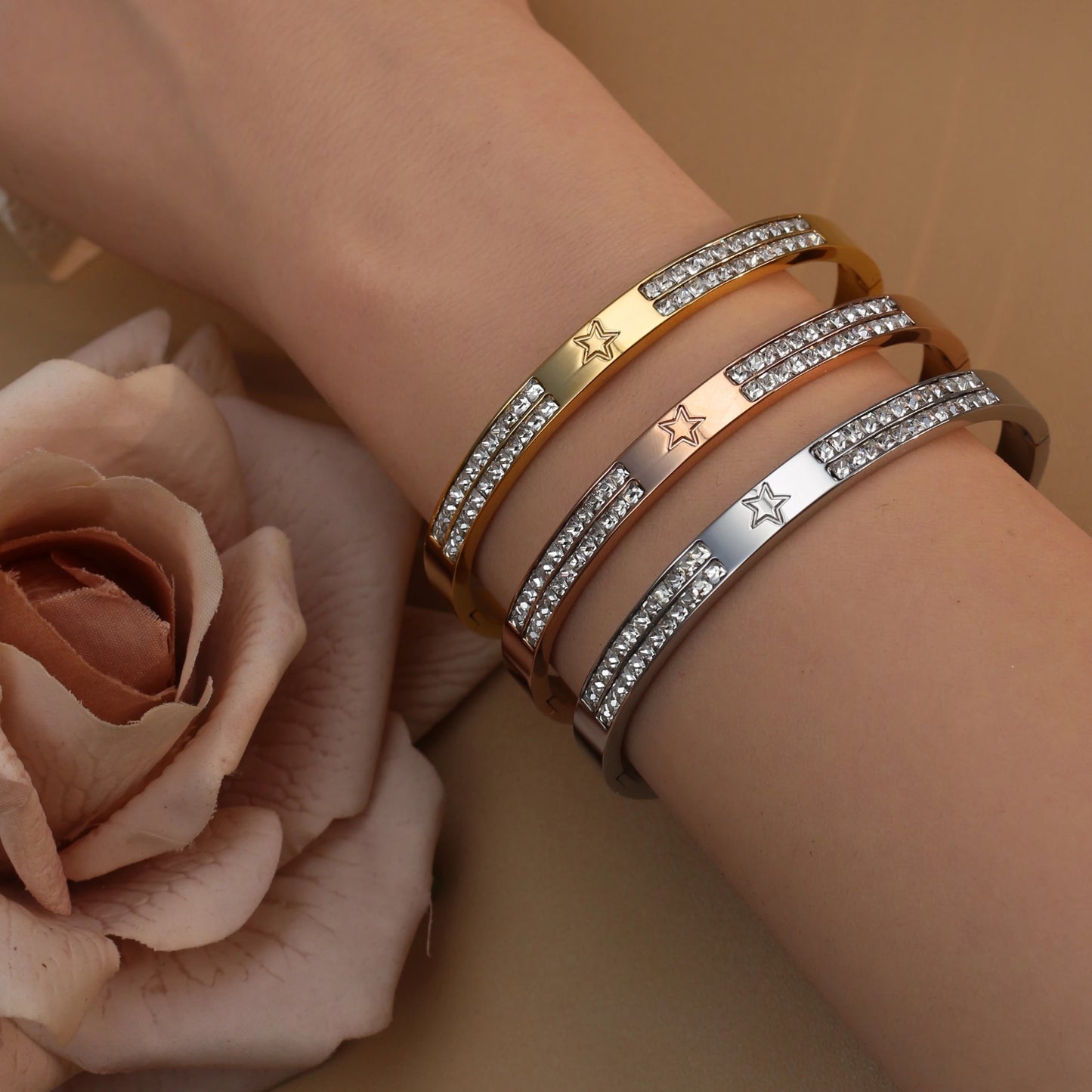 18K Gold Plated Stainless Steel Hollow Star Zircon Bracelet Bangle