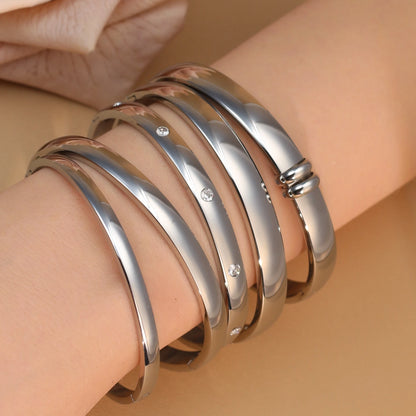 18K Gold-plated Stainless Steel Curved Polished Bangle Bracelet