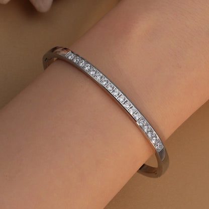 Women Zircon Roman Numeral Stainless Steel Plated 18K Gold Bracelet