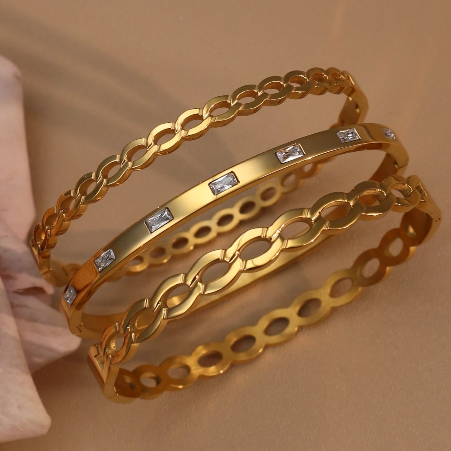 18K Gold Plated Stainless Steel Zircon Chain Hollow Women's Bracelet