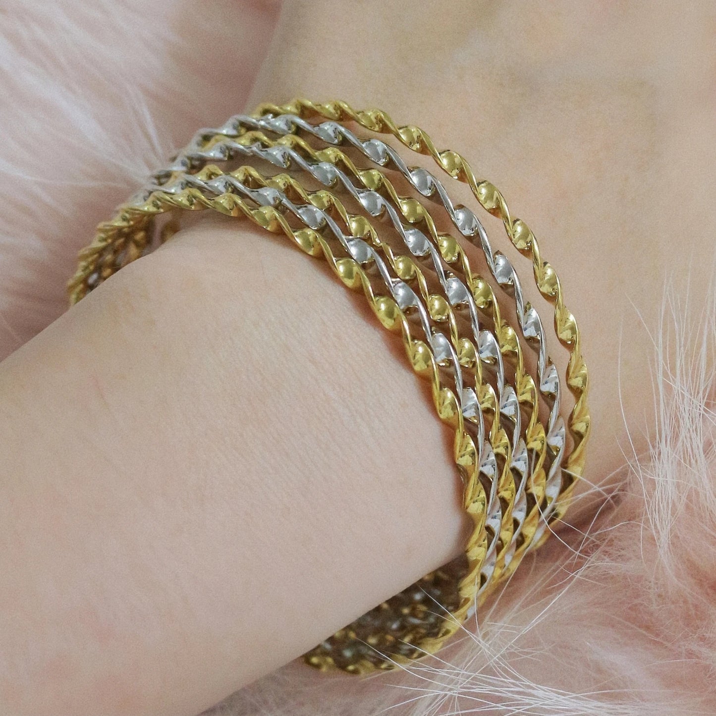 7pcs Stacking Bangle Design Roman Style Stainless Steel Gold Color Bracelet Gifts
