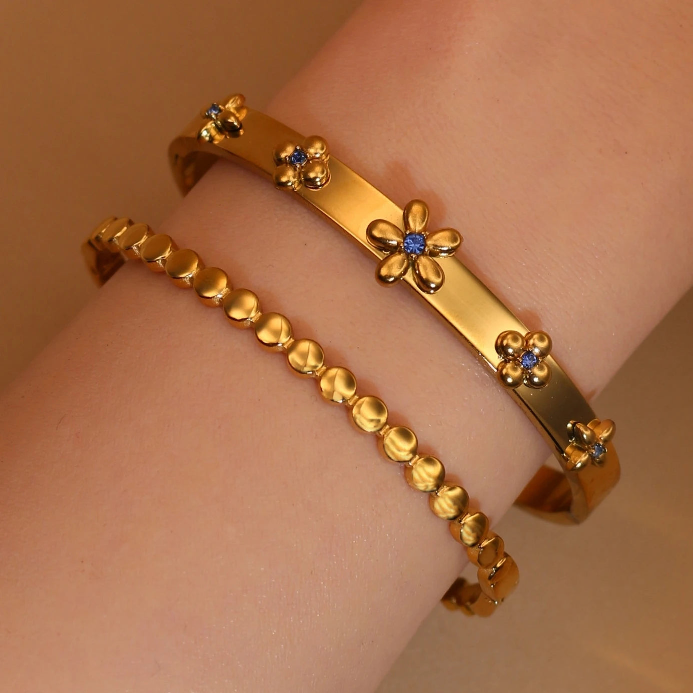 New Floral Blue Zircon Lentil Design 18K Gold Plated Stainless Steel Women's Bracelet Jewelry