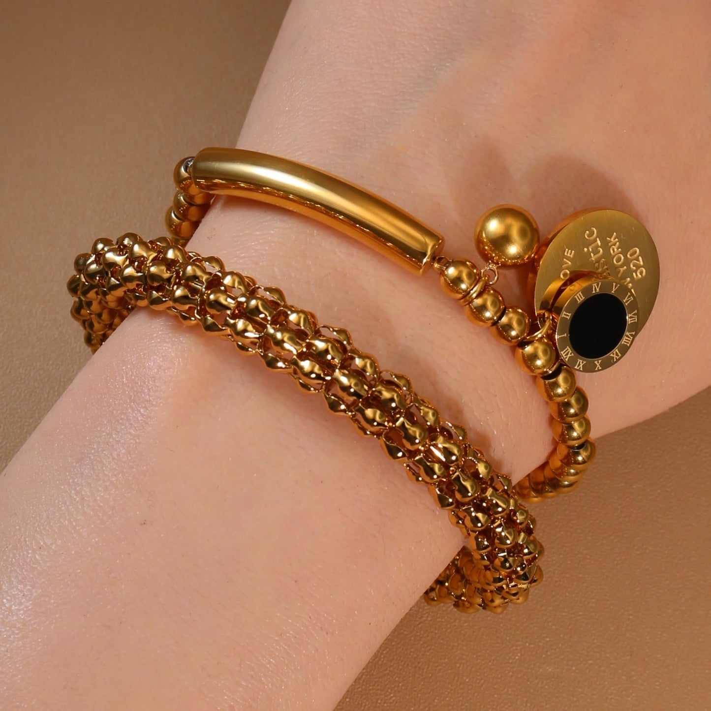 Luxury Women Roman Numeral Bead 18K Gold-Plated Stainless Steel Bangle Bracelet