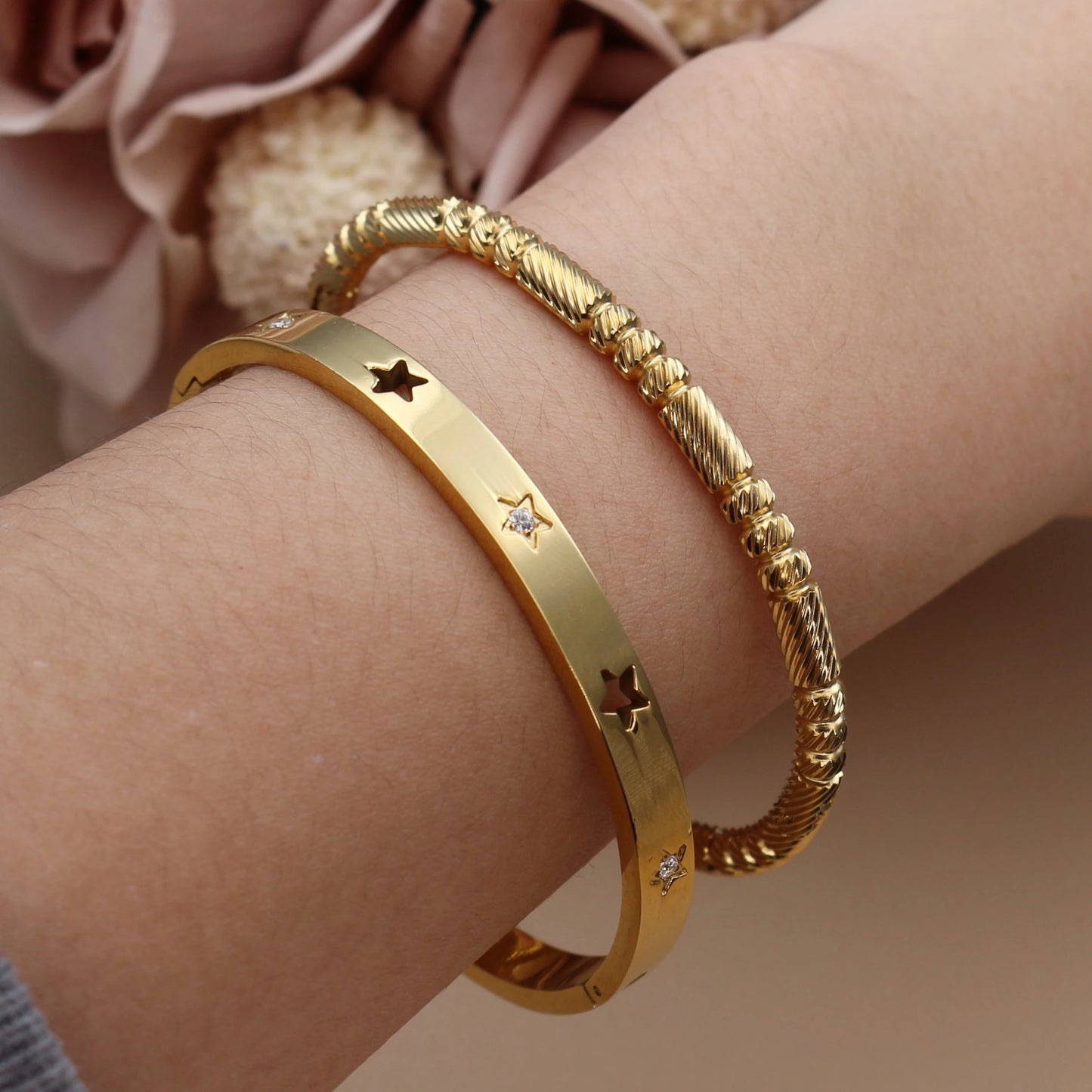 Fashion Stainless Steel Crystal Charm Gold Color Bracelet Women's Bangle