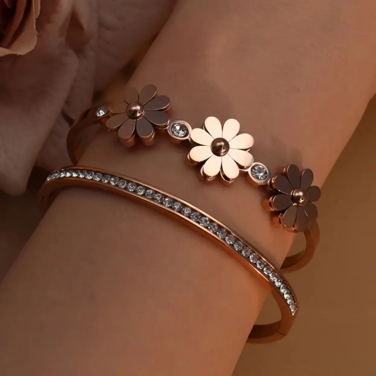 Delicate Crystal Shape Stainless Steel Gold Color Women's Bracelet Bangles