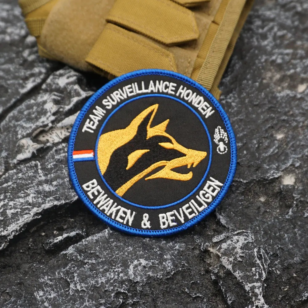 Team Surveillance Honden Bewaken & Beveiligen Embroidered Patch Iron-On Sewing Clothes Patches Applique